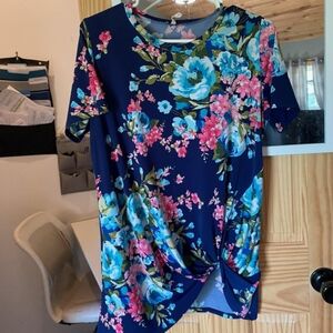 Navy blue floral top